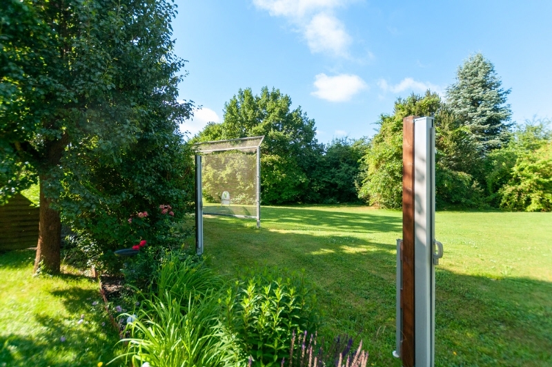Garten Blickrichtung Golfplatz